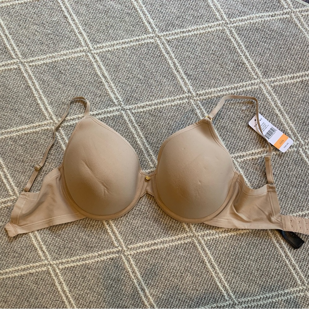 NWT Natori understated t shirt bra 32DD 32E